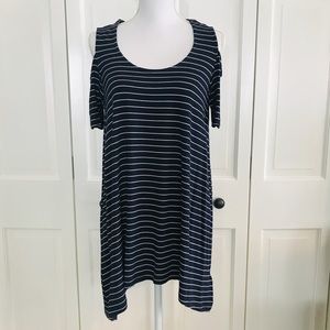 Jones New York Cold Shoulder Tunic
